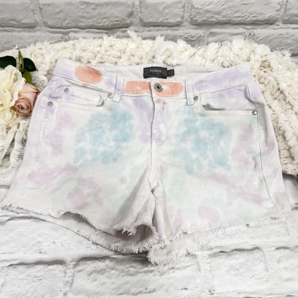 Torrid White Pastel Tie Dye Raw Hem Jean Shorts Womens 10 Daisy Duke Boho Fringe